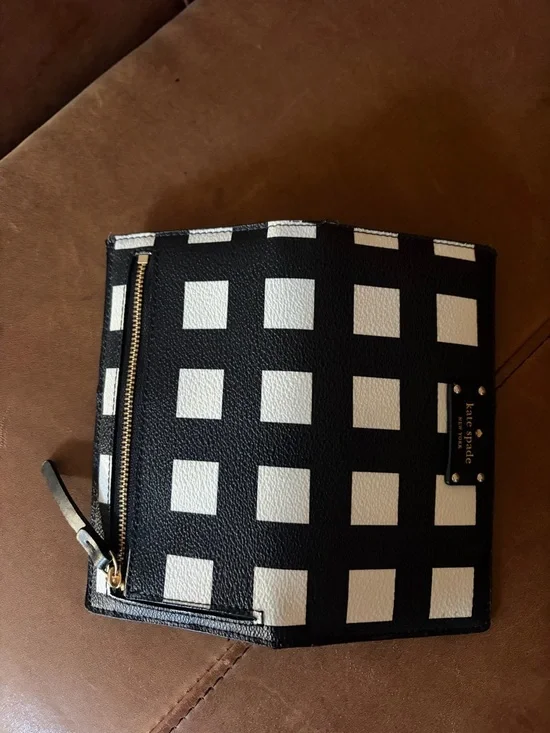 kate spade Black & White Check Plaid Continental Wallet - Picture 3 of 3